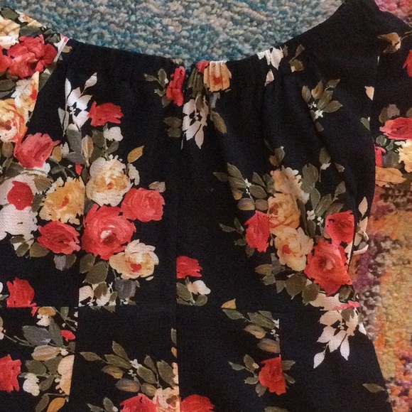 Floral maxi dress - Picture 5 of 6